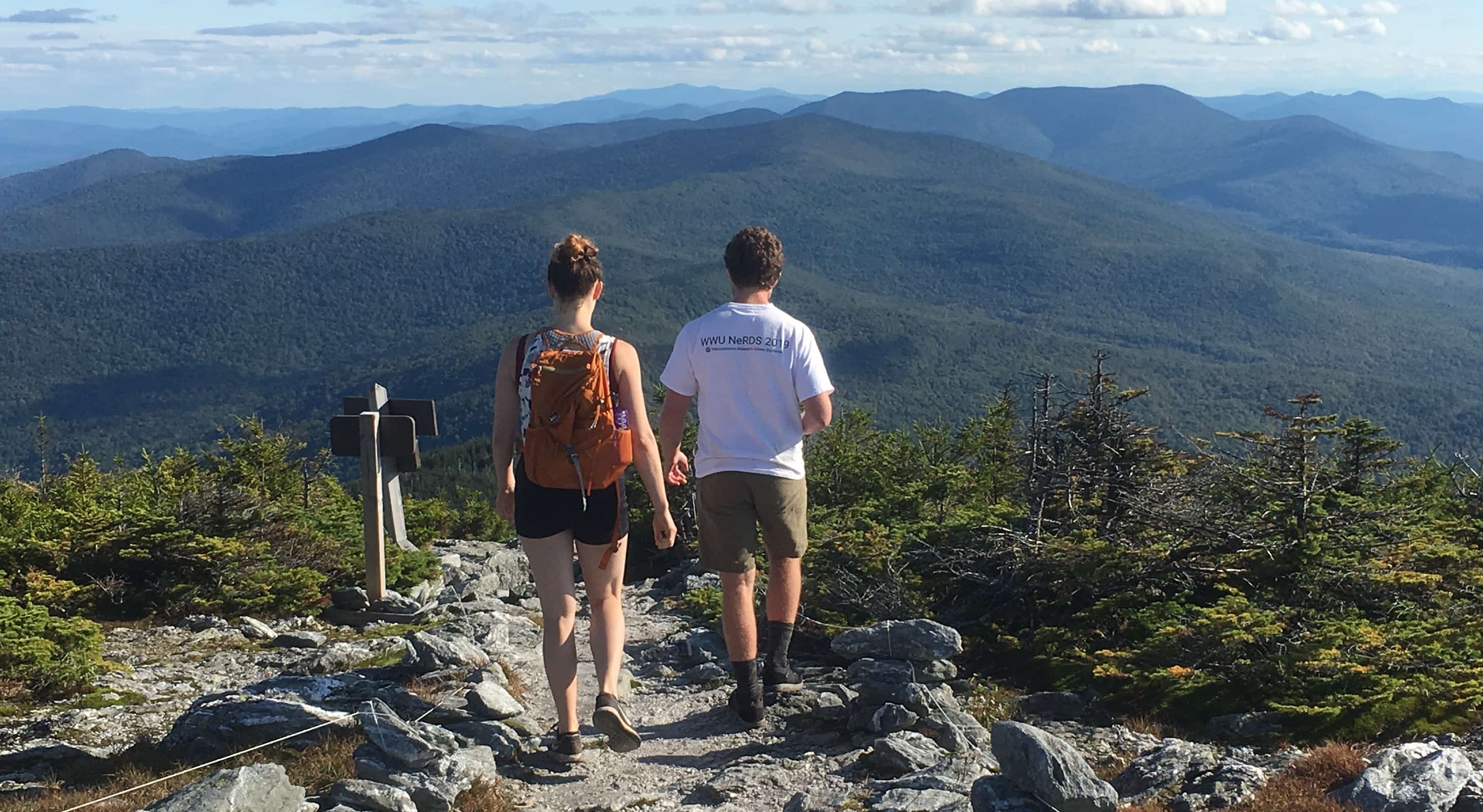 Couple hiking in Vermont