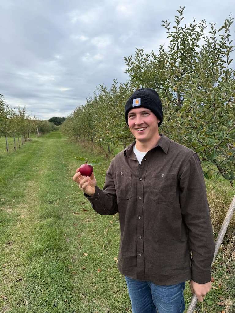 Apple Picking at Shelburne Farms in Vermont in the fall